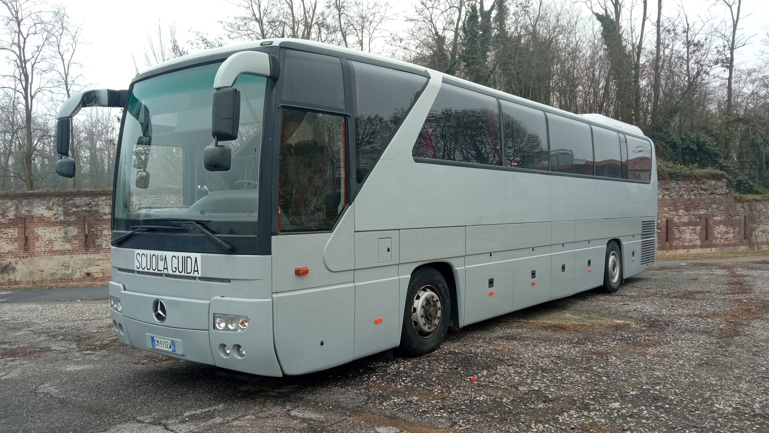 Bus CM915EW 4 scaled